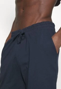 Pier One Pyjama - Dark Blue/Bordeaux -Pier One Winkel 054dcd8e459c410aa898a7f88c95e5c4