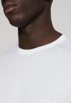 Pier One 3 Pack - T-Shirt Basic - White/Black/Light Grey -Pier One Winkel 122d0709c72e447f82ad50ef09ab3779