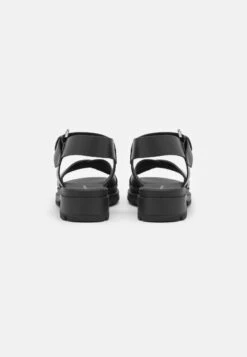 Pier One Leather - Sandalen - Black -Pier One Winkel 1c59983cb8544fa68792c19843ec05ba