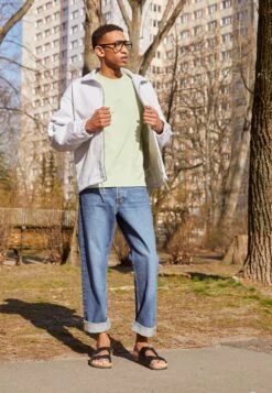 Pier One Unisex - Pantoffels - Black 10 Pier One Unisex - Pantoffels - Black -Pier One Winkel 21323aaf96c24ccbb412a95ef516eddd