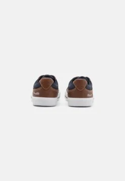 Pier One Sneakers Laag - Brown -Pier One Winkel 2a48f8c6eaf248f1903d3df00d2eaf9d