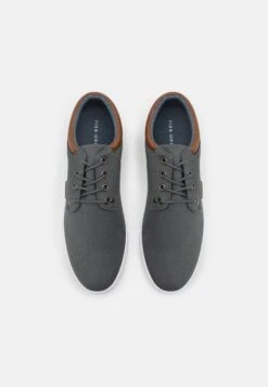 Pier One Unisex - Sneakers Laag - Grey -Pier One Winkel 300f1aa95a2a4579b4a07e57470c9afc