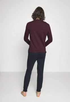 Pier One Pyjama -Dark Blue/Bordeaux -Pier One Winkel 34a871e63fd34211ac4e777f2698adc7