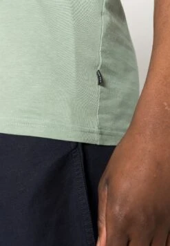 Pier One 3 Pack - Top - Dark Grey / Green / Bordeaux 13 Pier One 3 Pack - Top - Dark Grey / Green / Bordeaux -Pier One Winkel 369e7c3a7b9a49f4a0239a7a450be8d0