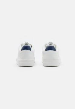 Pier One Unisex - Sneakers Laag - White -Pier One Winkel 93e13f9726664f7eb7a2f449e1f27c05
