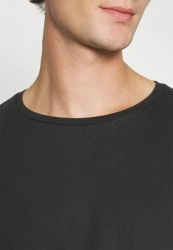 Pier One 2 Pack - Longsleeve - Black/Khaki -Pier One Winkel 9738d7a40e2d43ecbbab45cbd3bc692f