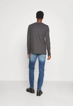 Pier One 2 Pack - Longsleeve - Dark Grey/Black -Pier One Winkel a601e52fa7974b079f93b858d4b782ec