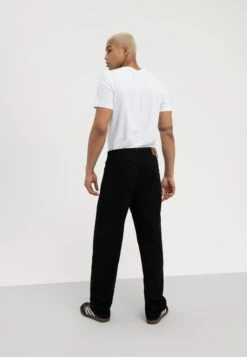 Pier One Relaxed Fit Jeans - Black Denim -Pier One Winkel bf404b2702f147db8268635cd2118982