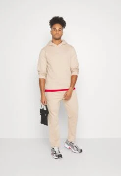 Pier One Hoodie - Tan 13 Pier One Hoodie - Tan -Pier One Winkel c90dfdefac3342ac8338cc9b43b7ec66