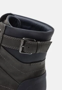 Pier One Veterboots - Grey -Pier One Winkel cca67c30d97941fbbd50631cf7255862